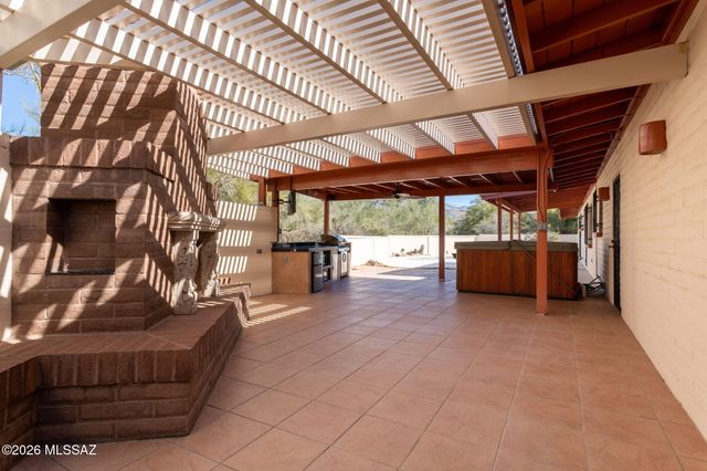 1340 W Vía Tierra, Tucson, AZ 85704