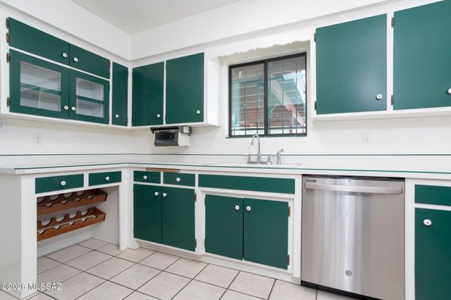 1340 W Vía Tierra, Tucson, AZ 85704