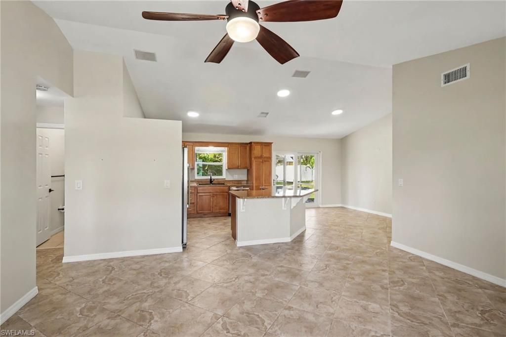 Image 13 of property listing at 918 Gleason PKWY, Cape Coral, FL 33914