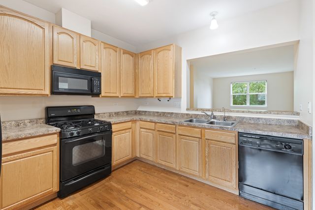 106 Rosehall Drive, Lake Zurich, IL 60047