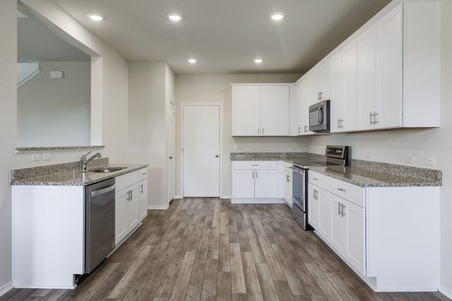 62 Snowy Plover LN, Leander, TX 78642