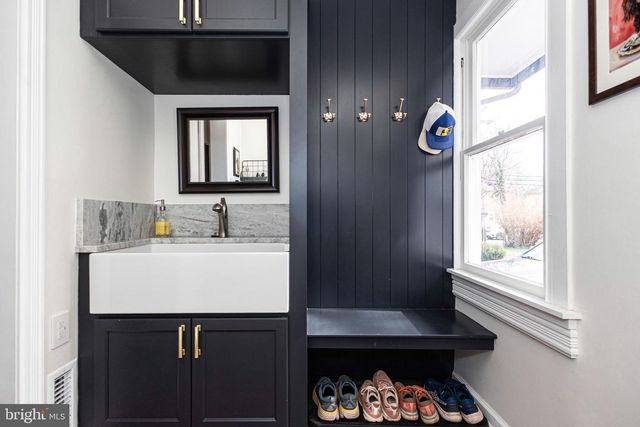 163 S MAIN ST, Yardley, PA 19067