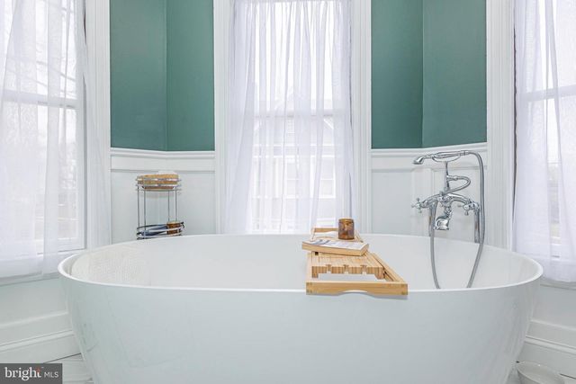 163 S MAIN ST, Yardley, PA 19067