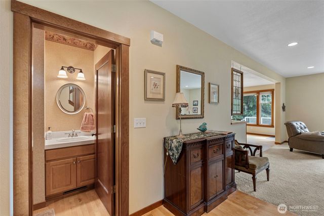 375 Curtis Hill Road, Chehalis, WA 98532
