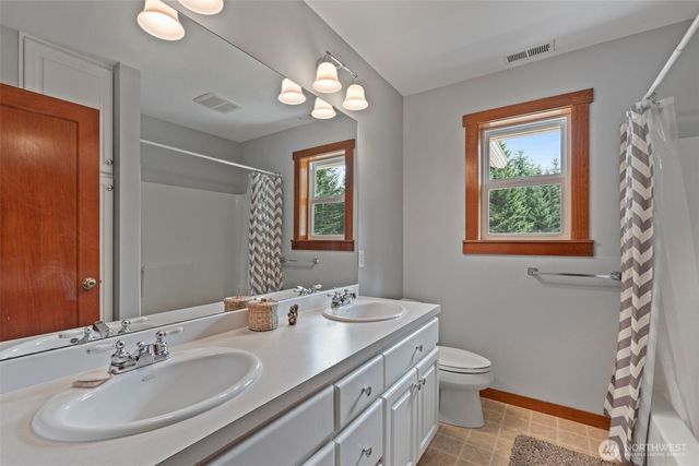 375 Curtis Hill Road, Chehalis, WA 98532