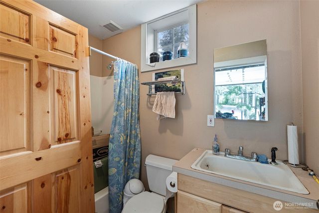 375 Curtis Hill Road, Chehalis, WA 98532