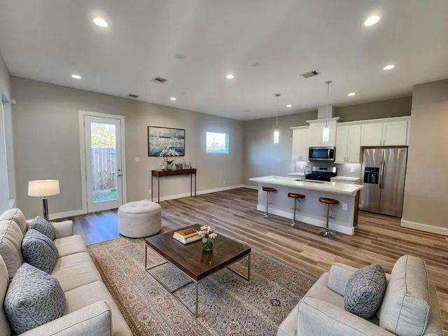 3206 Bostic St C, Houston, TX 77093