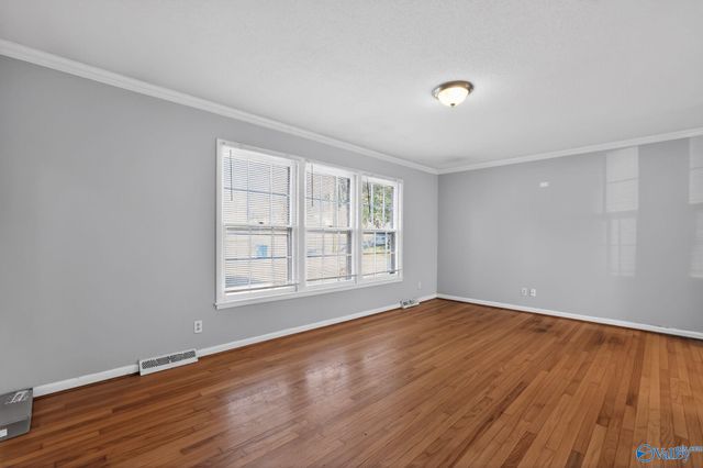 514 Valley View Terrace SE, Huntsville, AL 35803