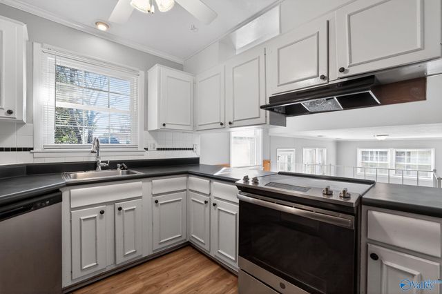 514 Valley View Terrace SE, Huntsville, AL 35803