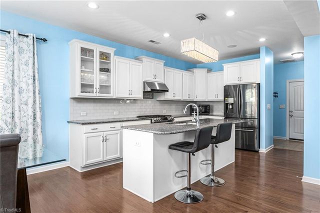 6017 Stone Valley Way, Greensboro, NC 27455