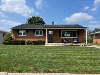 2706 Eugene Avenue, Grove City, OH 43123