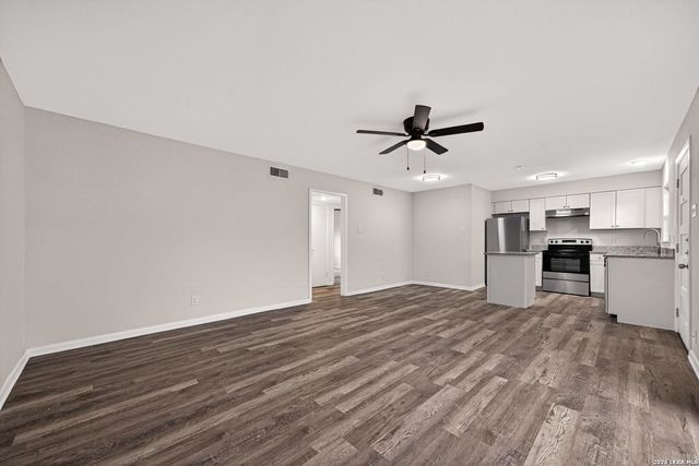 600 Gentleman Rd Apt 7, Balcones Heights, TX 78201