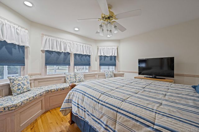 300 Private Road 8, Cutchogue, NY 11935
