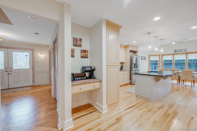 300 Private Road 8, Cutchogue, NY 11935