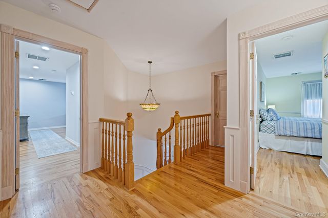300 Private Road 8, Cutchogue, NY 11935