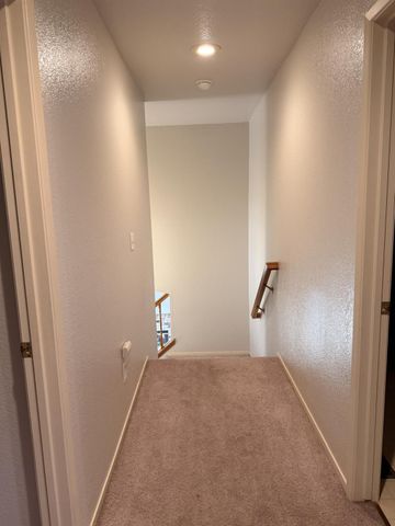 209 Fairwood Dr, Oakdale, CA 95361