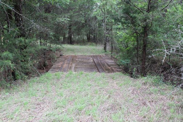 16104 SE County Road 2390, Streetman, TX 75859