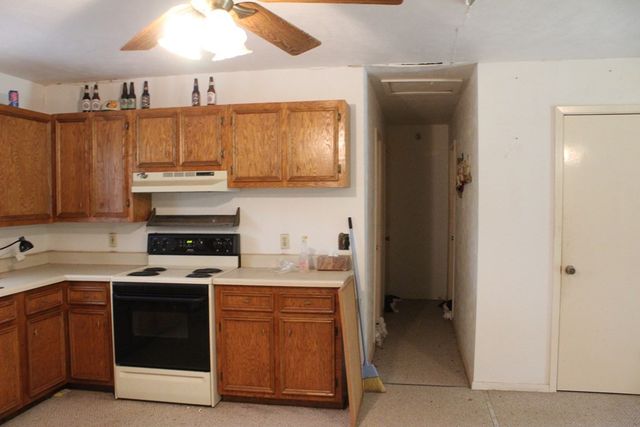 16104 SE County Road 2390, Streetman, TX 75859
