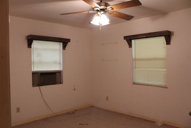 16104 SE County Road 2390, Streetman, TX 75859