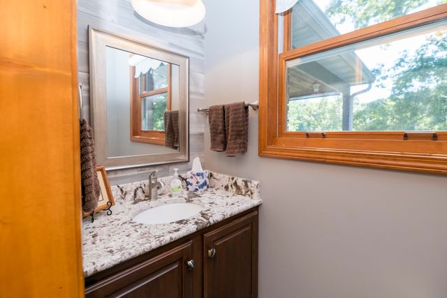 6775 W BRUCE LN, Harrisburg, MO 65256