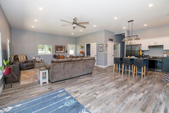 6775 W BRUCE LN, Harrisburg, MO 65256