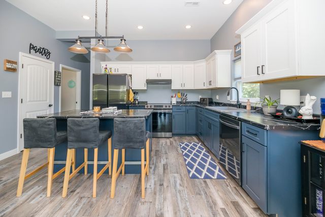 6775 W BRUCE LN, Harrisburg, MO 65256