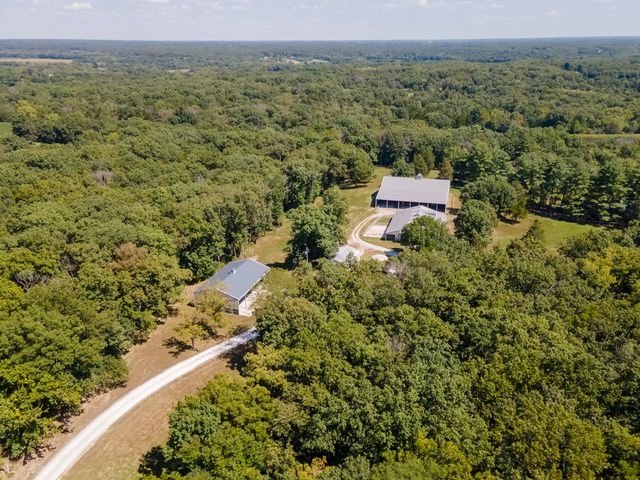 6775 W BRUCE LN, Harrisburg, MO 65256