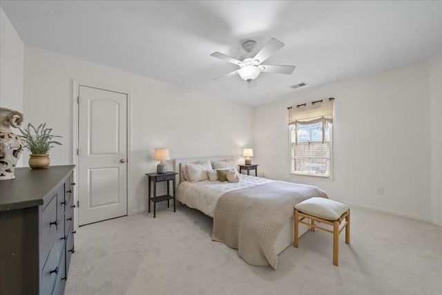 10185 HERONS LANDING CV, Lakeland, TN 38002