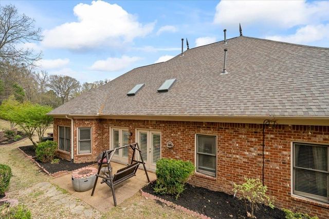 10185 HERONS LANDING CV, Lakeland, TN 38002