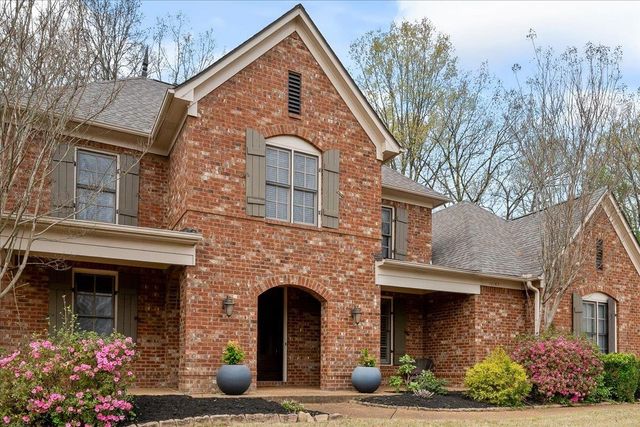 10185 HERONS LANDING CV, Lakeland, TN 38002