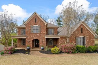 10185 HERONS LANDING CV, Lakeland, TN 38002