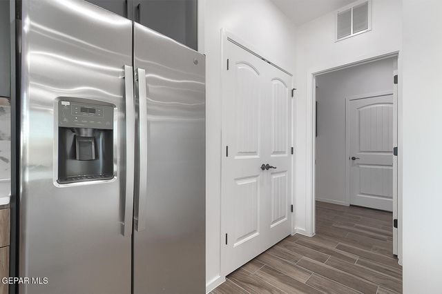 15200 Ambition Avenue, El Paso, TX 79938