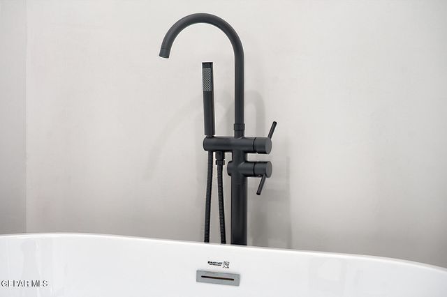 15200 Ambition Avenue, El Paso, TX 79938