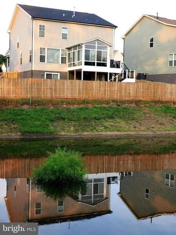 8184 SKYSTONE LOOP, Manassas Park, VA 20111