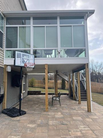 8184 SKYSTONE LOOP, Manassas Park, VA 20111