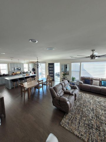 8184 SKYSTONE LOOP, Manassas Park, VA 20111