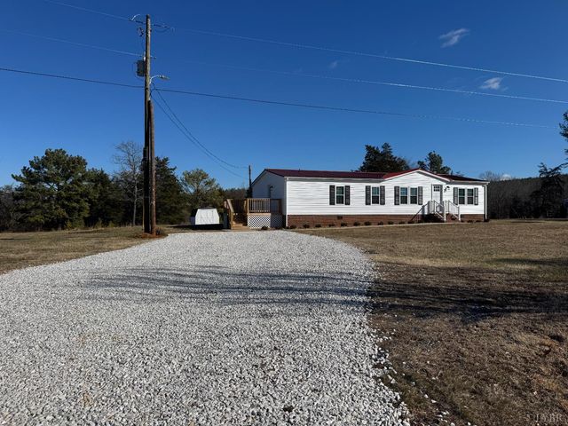 5532 Watt Abbitt Road, Appomattox, VA 24522