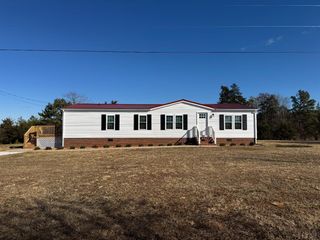 5532 Watt Abbitt Road, Appomattox, VA 24522