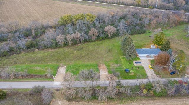 Lt2 WOODFORD DRIVE, West Bend, WI 53090