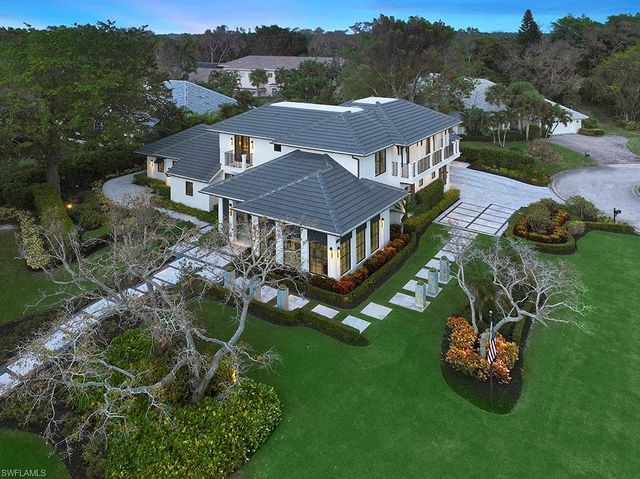 803 Shadow Lake LN, Naples, FL 34108