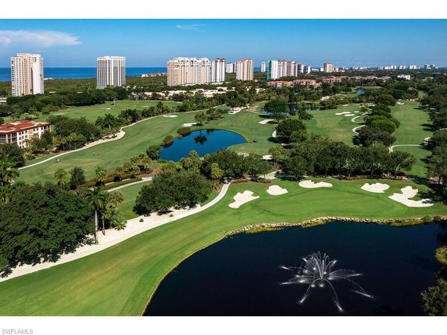 803 Shadow Lake LN, Naples, FL 34108
