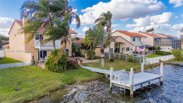 1981 NW 178th Ter, Pembroke Pines, FL 33029