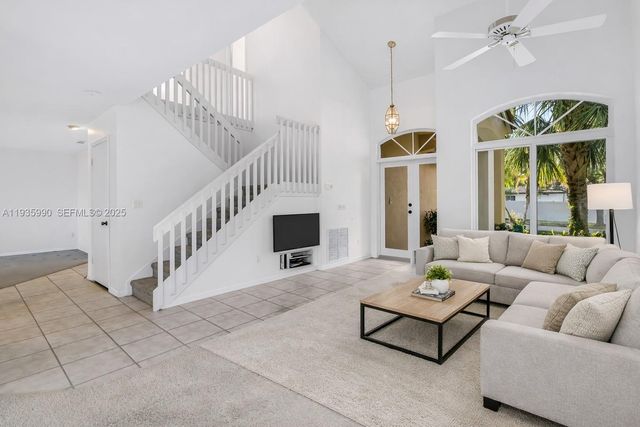 1981 NW 178th Ter, Pembroke Pines, FL 33029