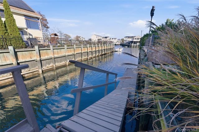 613 Smith Place, Oceanside, NY 11572