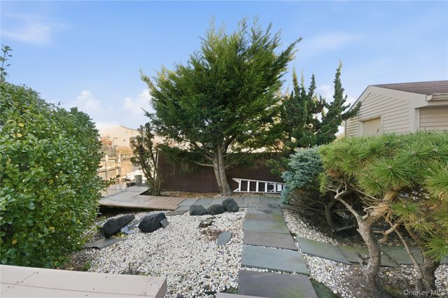 613 Smith Place, Oceanside, NY 11572