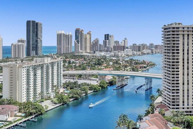 19667 Turnberry Way 26B, Aventura, FL 33180