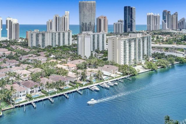 19667 Turnberry Way 26B, Aventura, FL 33180