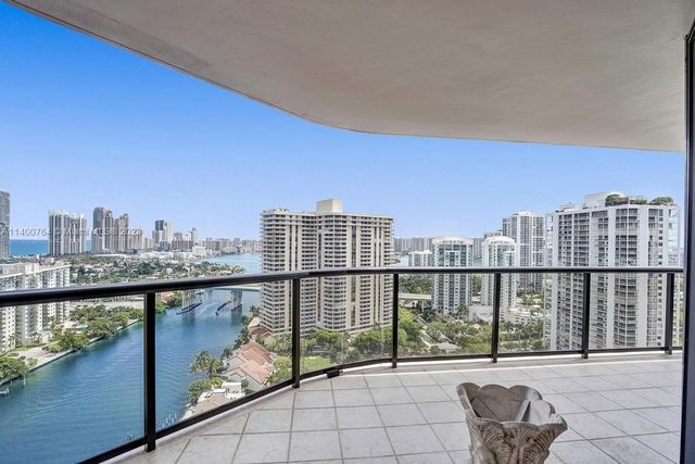 19667 Turnberry Way 26B, Aventura, FL 33180