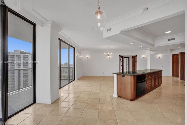 19667 Turnberry Way 26B, Aventura, FL 33180