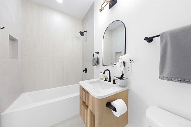 5644 Gleneagles Drive, Plano, TX 75093